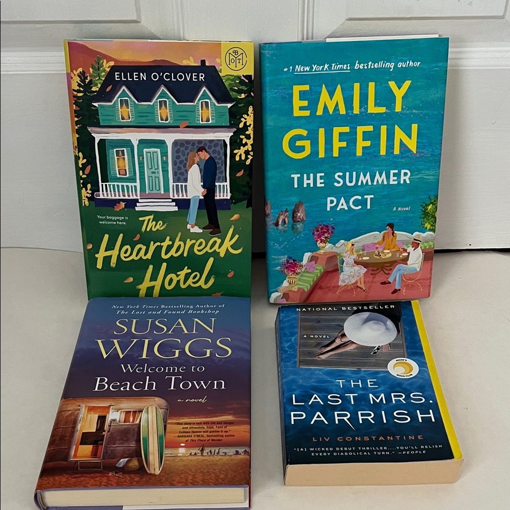 Book lot: The Heartbreak Hotel and more